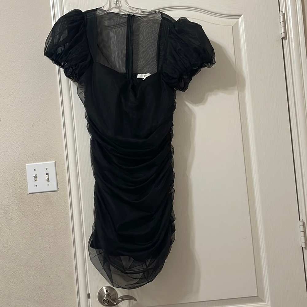 body con type dress, worn once from a local boutique, will negotiate prices!